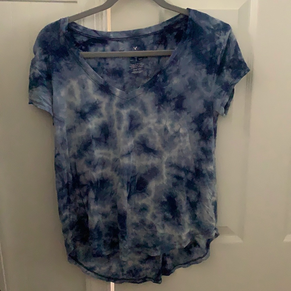 American Eagle Favorite Tee (Size Small)!